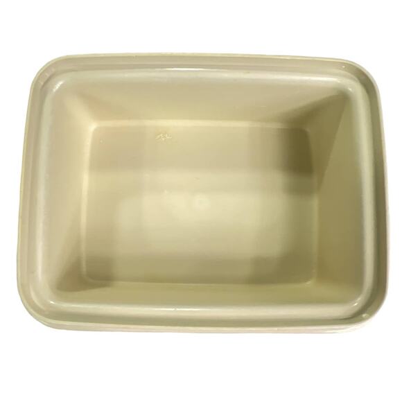 Tupperware Vintage Almond Ice Cream Keeper and Translucent Lid #2 - Picture 2 of 13